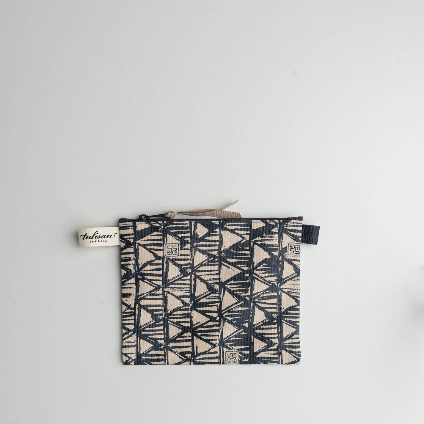 Small Pouch { X5+ }