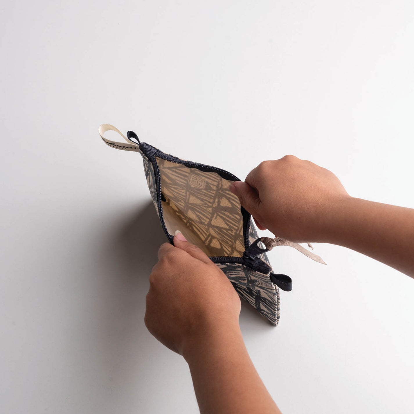Small Pouch { X5+ }