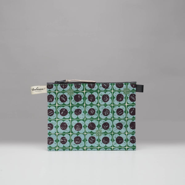 Medium Pouch { X5+ }