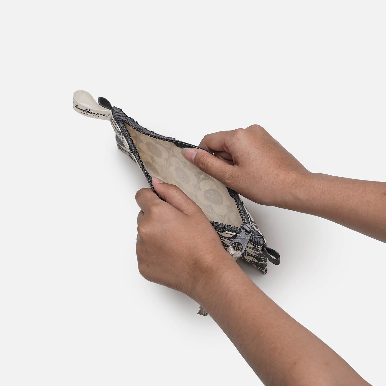 Bungaku - Petite Pouch