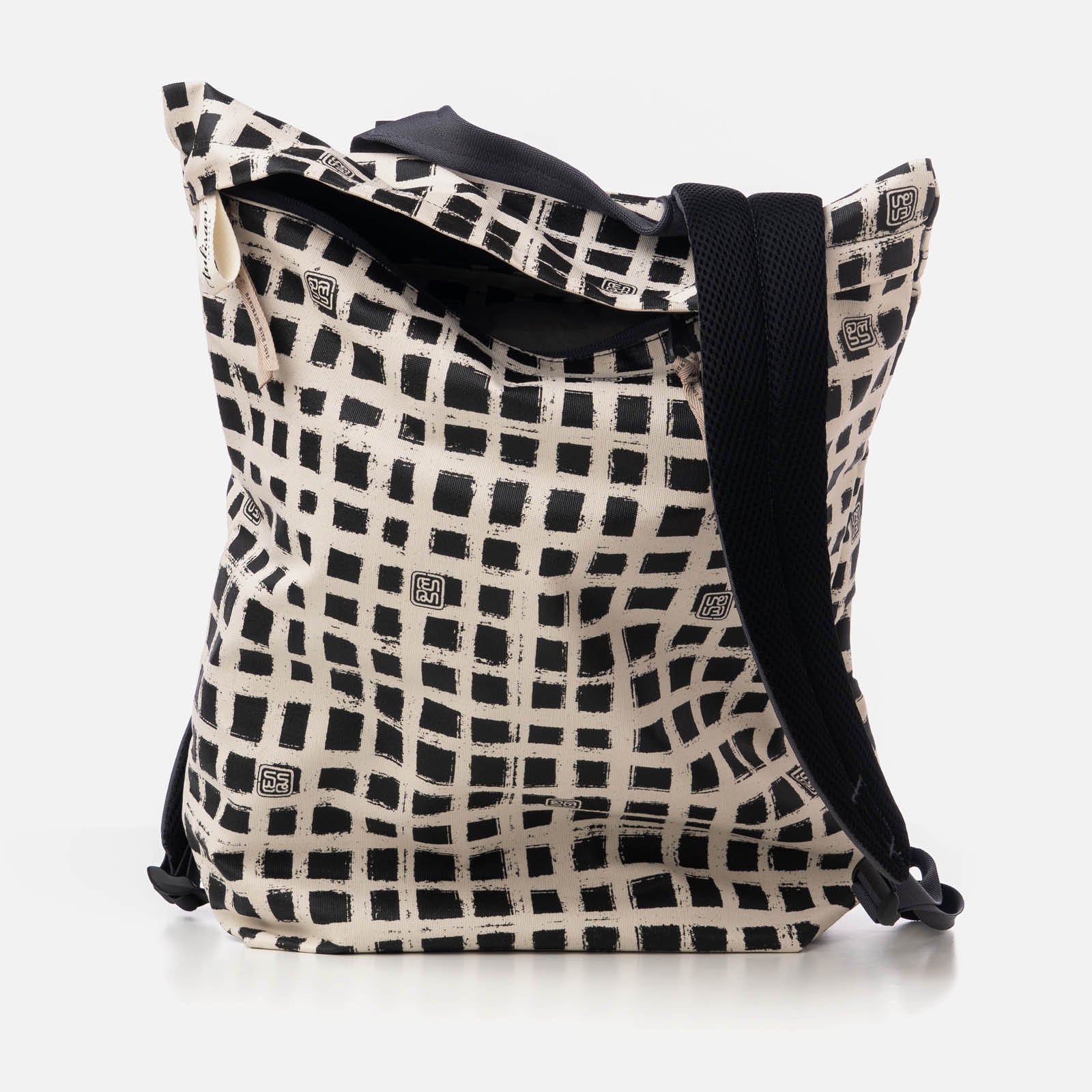 Postmo Kotak - Pedestrian Bag