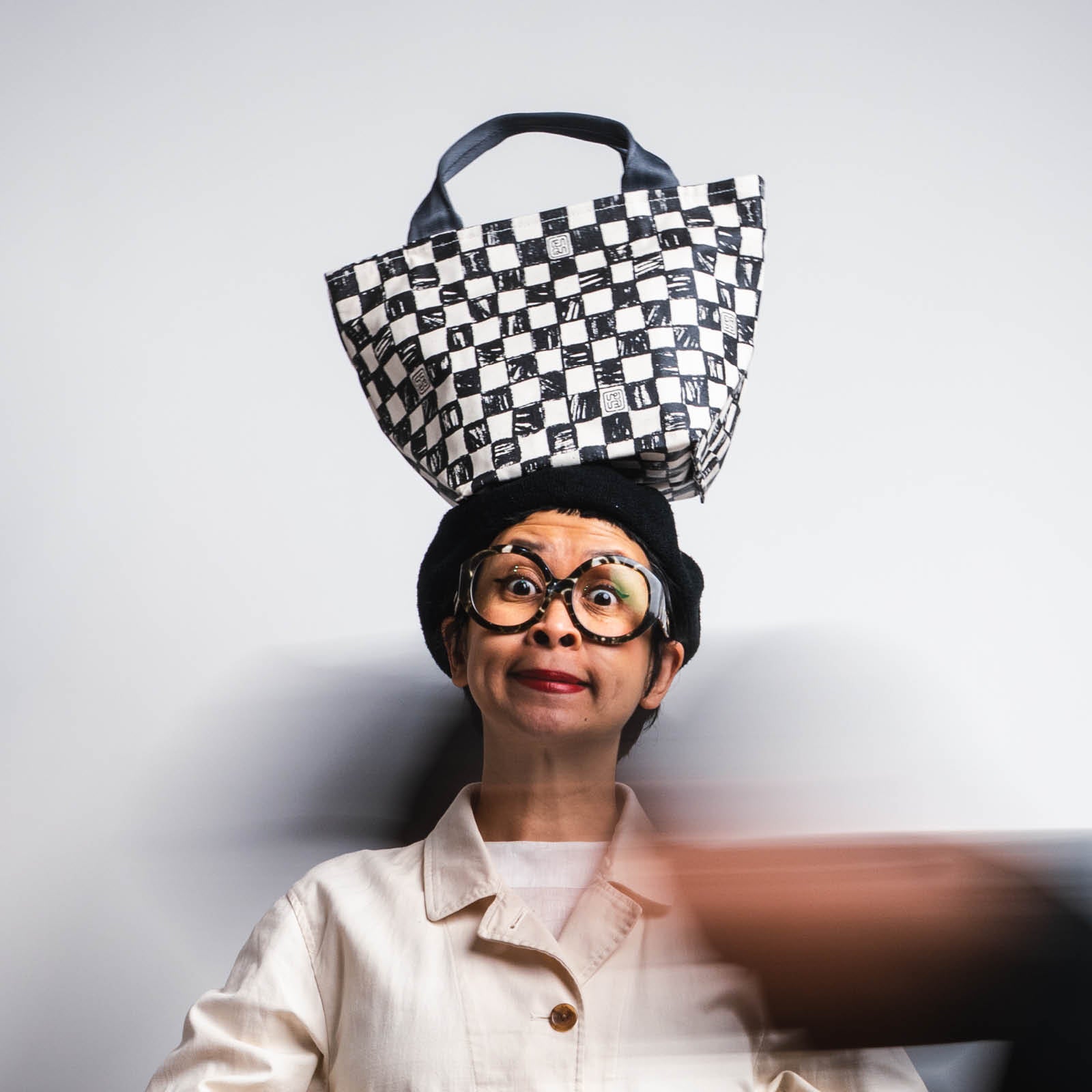 Catur - Cosmopolitan Tote
