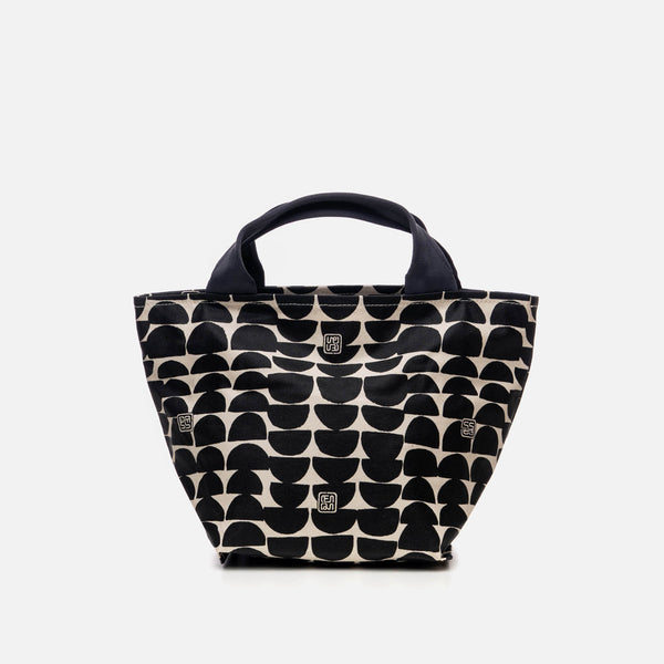 Cosmopolitan Tote { X5 }