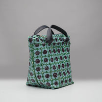 Cosmopolitan Tote { X5 }