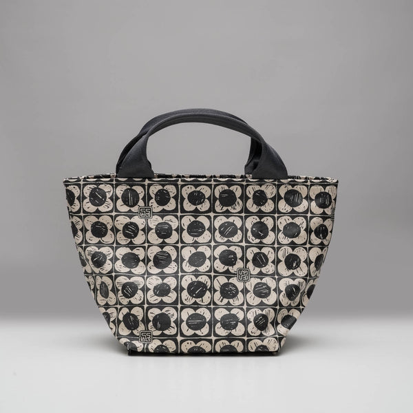 Cosmopolitan Tote { X5 }