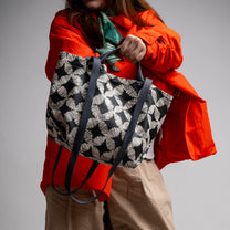 Postmo Kawung - Hobbit Tote