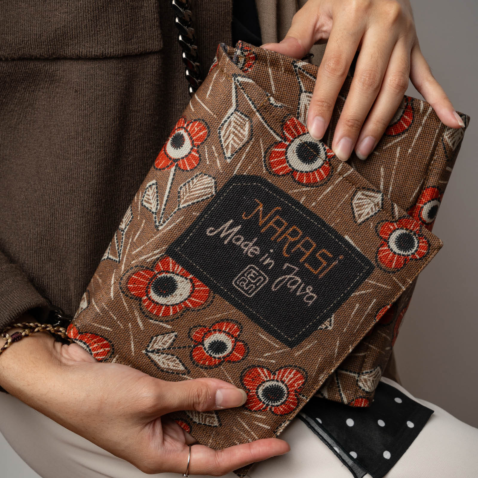 Postmo Kebunku - Narasi Bag