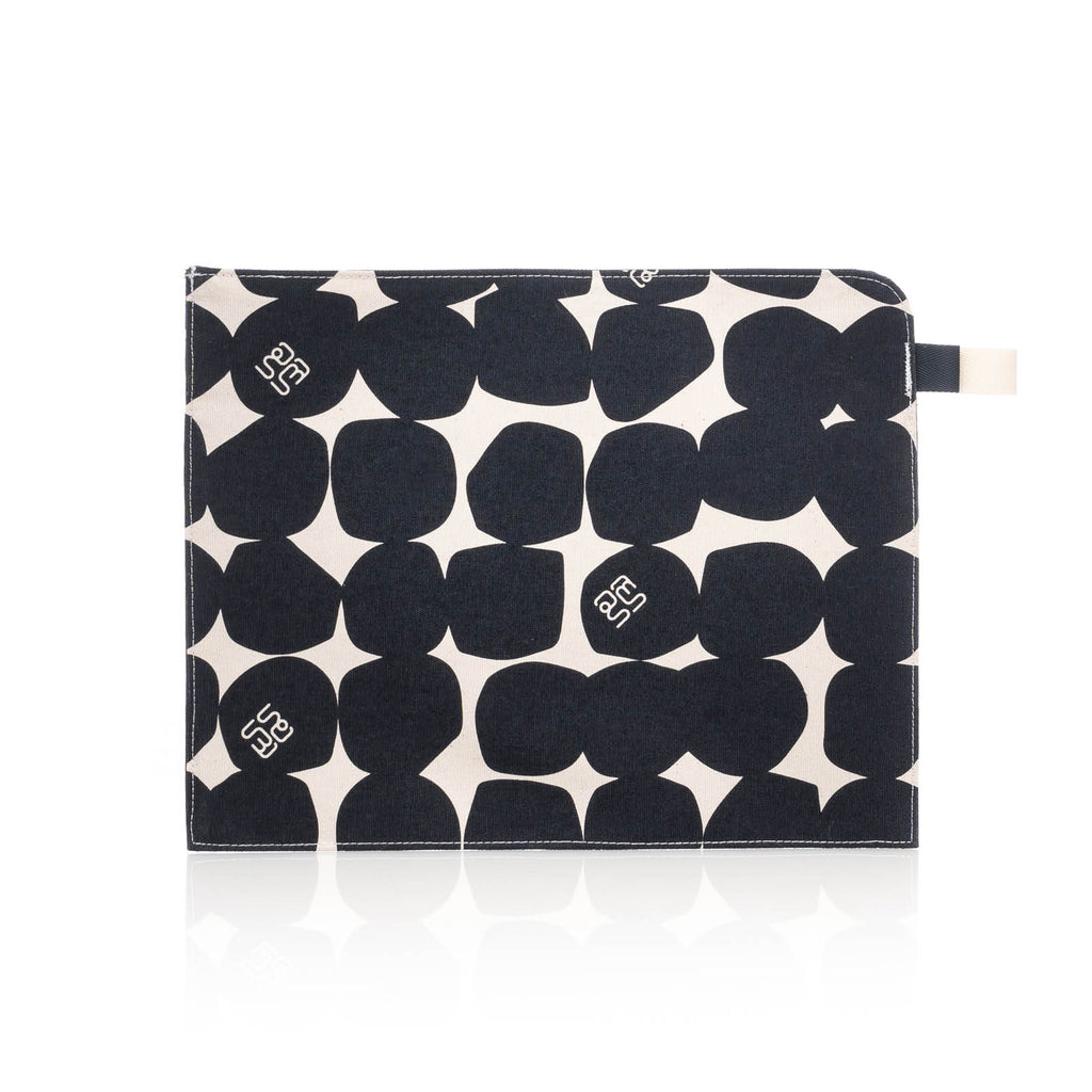 Large Tablet Pouch { X3 }
