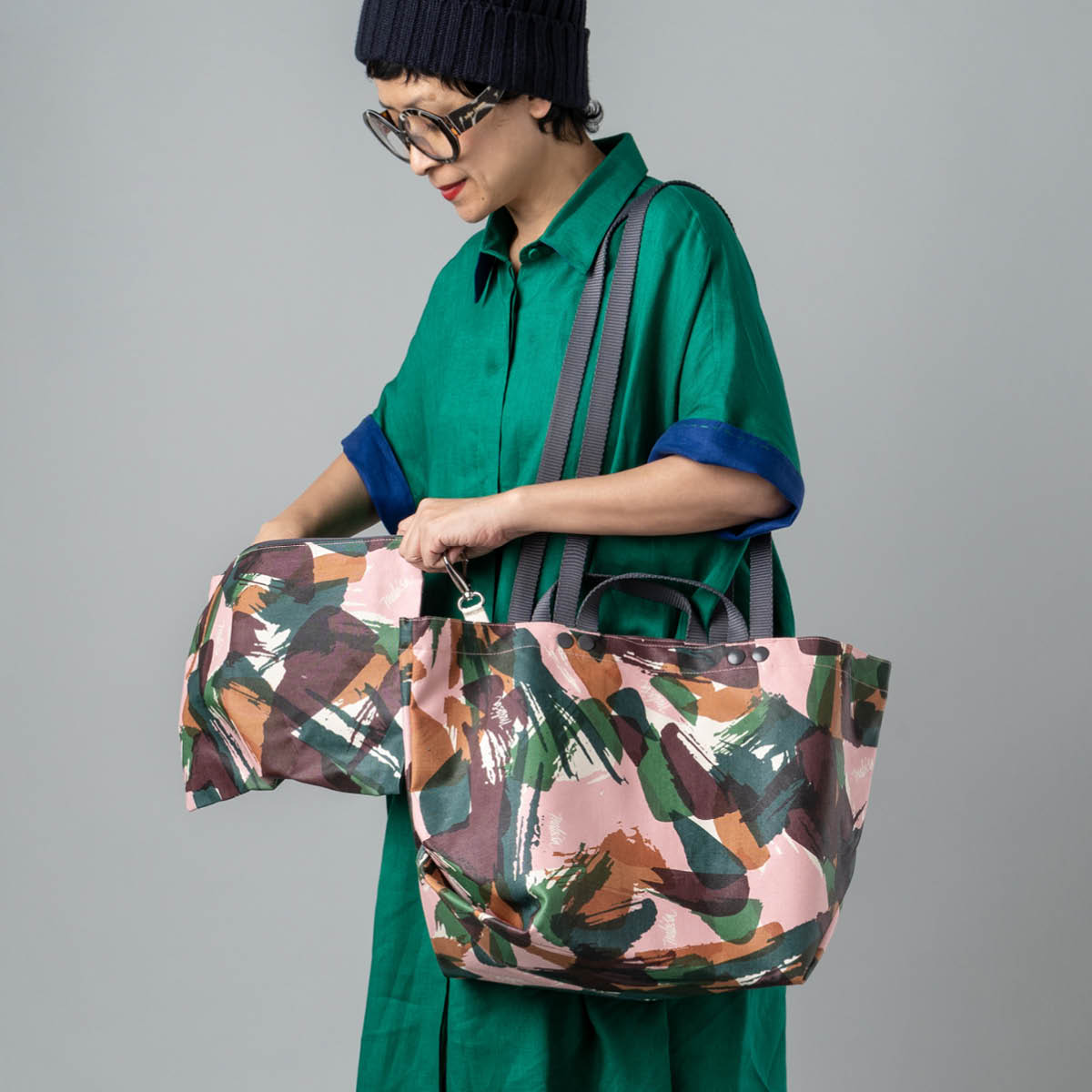 Hobo Tote { X }