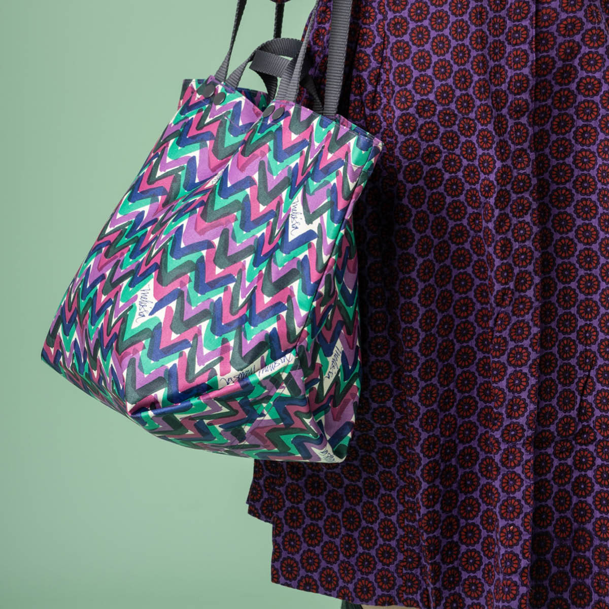 Hobo Tote { X }