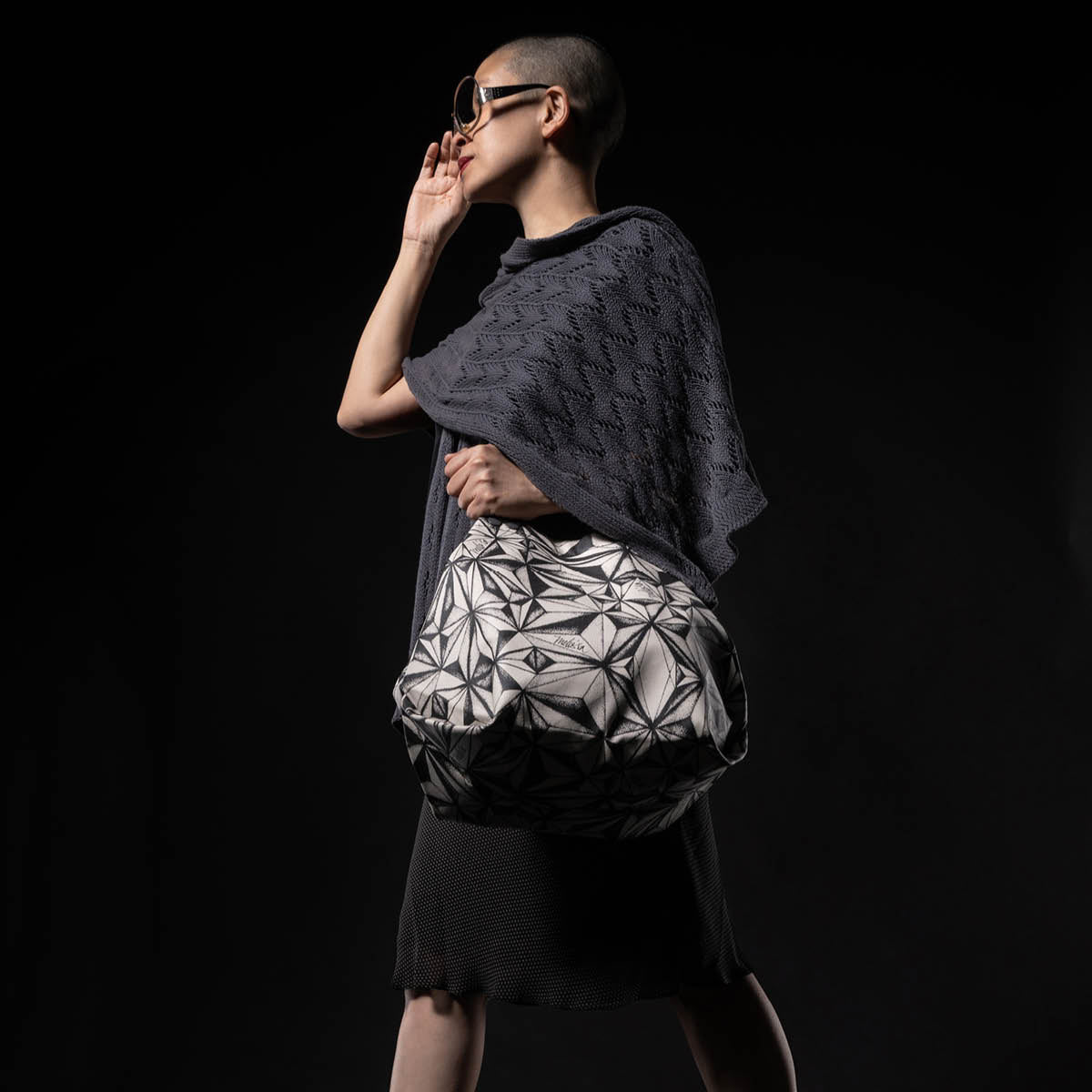Hobo Tote { X }